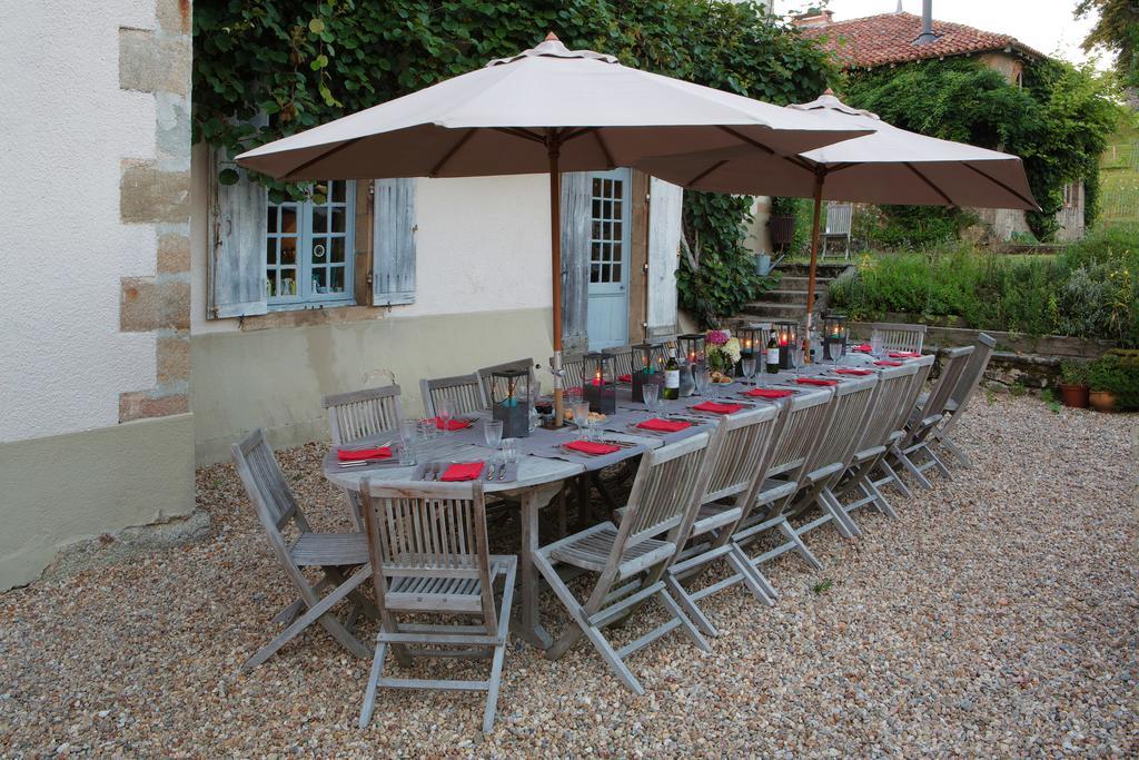 Abbaye Du Palais Bed & Breakfast Thauron Ngoại thất bức ảnh