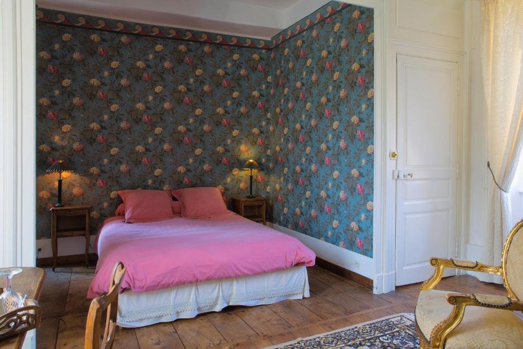 Abbaye Du Palais Bed & Breakfast Thauron Phòng bức ảnh