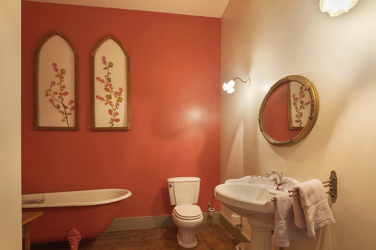 Abbaye Du Palais Bed & Breakfast Thauron Ngoại thất bức ảnh
