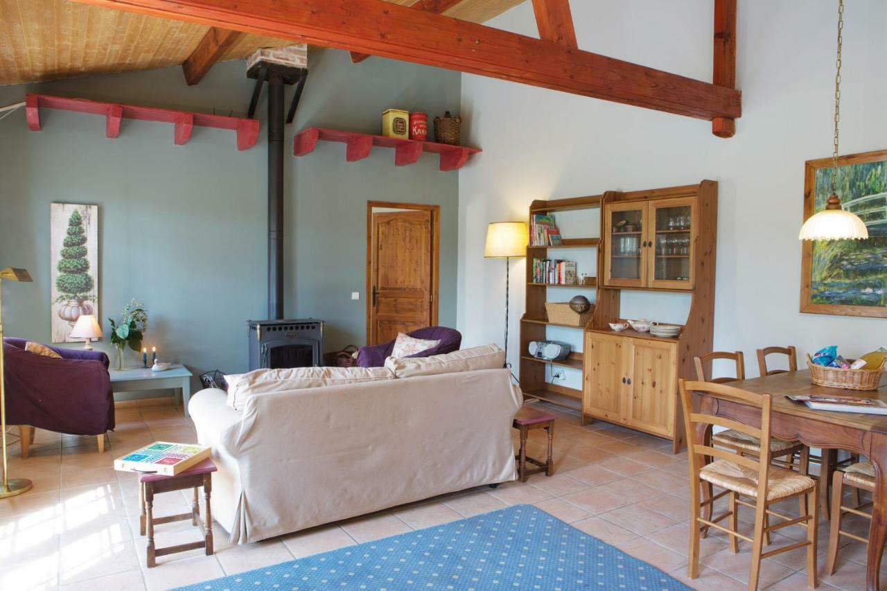 Abbaye Du Palais Bed & Breakfast Thauron Ngoại thất bức ảnh